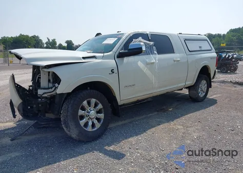 2020 Ram 2500 Laramie 4X4 6'4 Box z USA, uszkodzony, nr VIN 3C6UR5NL1LG222920